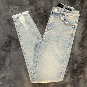 Kendall + Kylie - The Kontour High Rise 5 pocket Jeans - Sz. 5 - 25” waist
